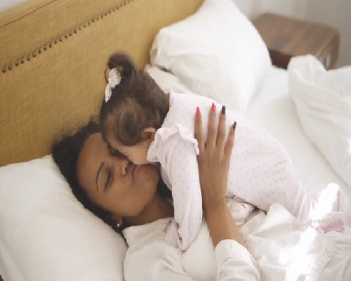 试管婴儿十一月移植预产期计算与出生时间解析